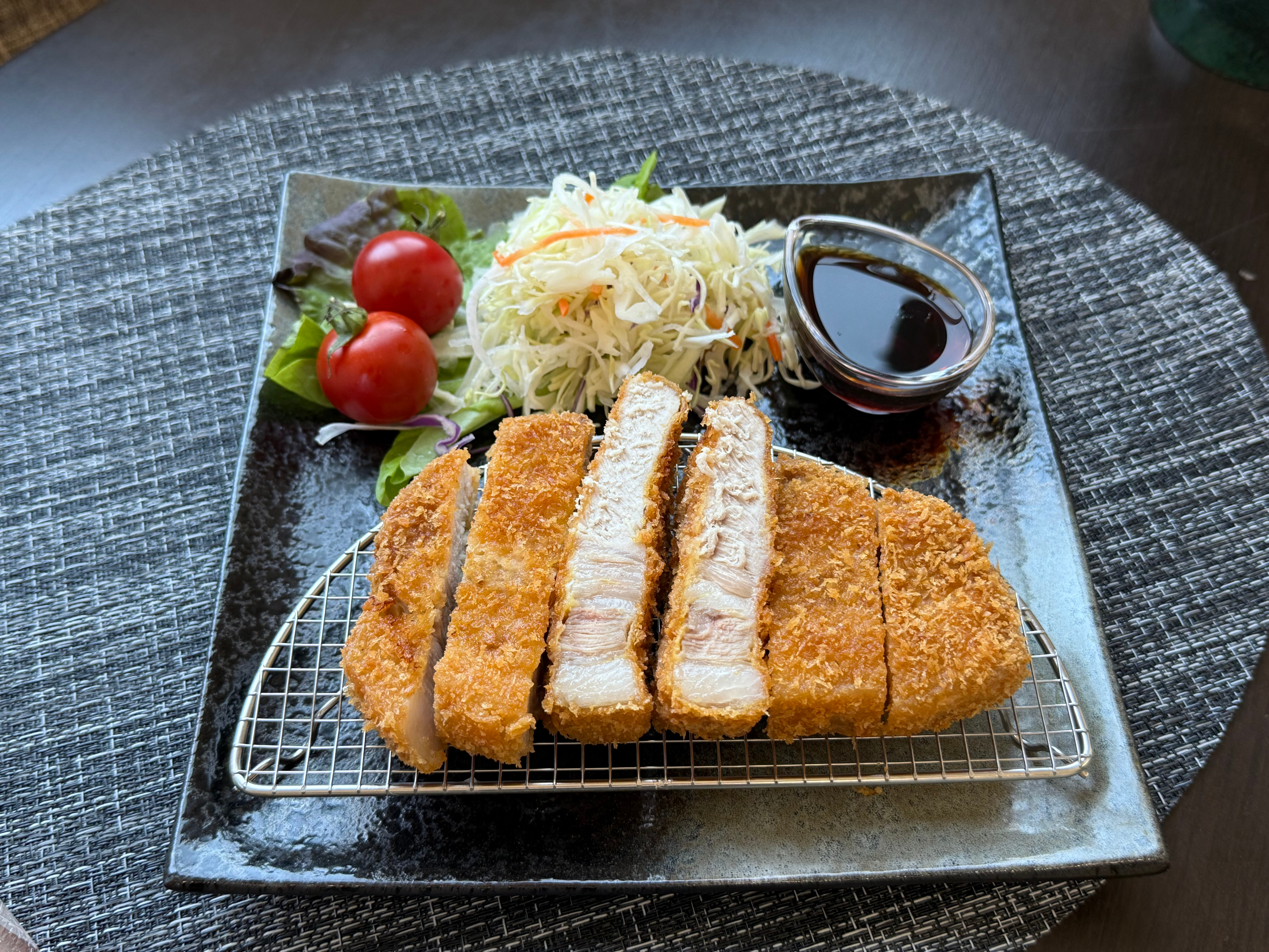 勝利のトンカツ